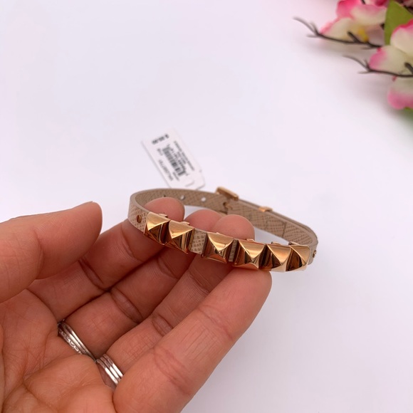 Michael Kors Leather Pyramid Stud Bracelet Brown - Picture 2 of 6